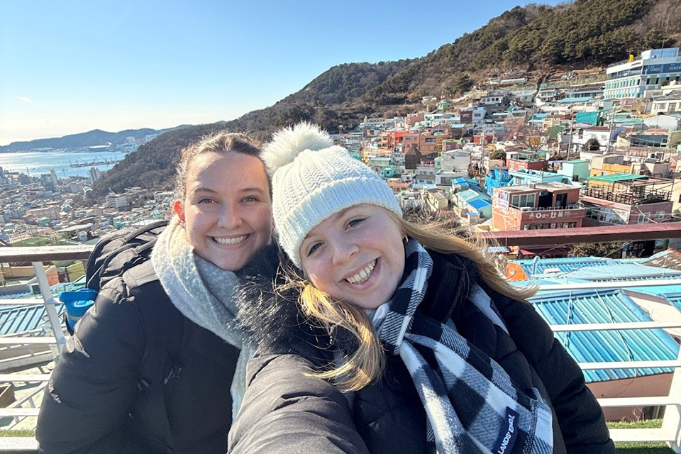 Friends without Borders: Honors duo turns winter break into a second study abroad adventure