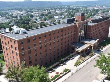 Aerial photo of Elwell Residence Hall at Commonwealth University - Bloomsburg