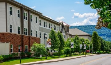 Fairview Suites at Commonwealth University - Lock Haven