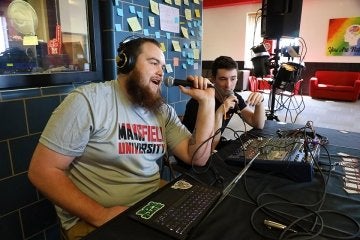Commonwealth University-Mansfield's student-run radio station, 89.5 WNTE operates out of the Fishbowl in Alumni Hall on campus.