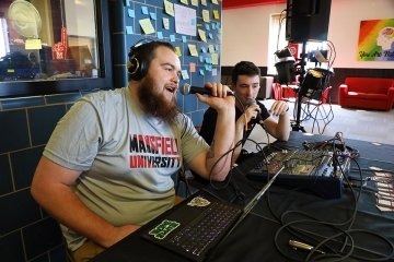 Commonwealth University-Mansfield's student-run radio station, 89.5 WNTE operates out of the Fishbowl in Alumni Hall on campus.