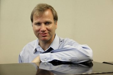 Nicholas Ross on the piano