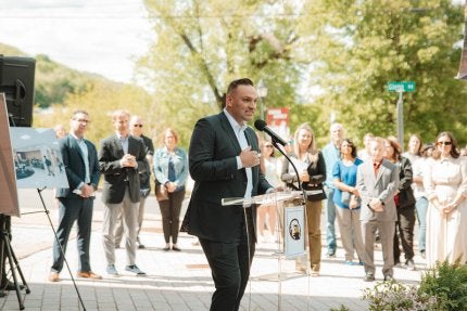 Nick Subich addresses the crowd during the formal gift announcement outside of Bentley Hall on Friday, May 15.