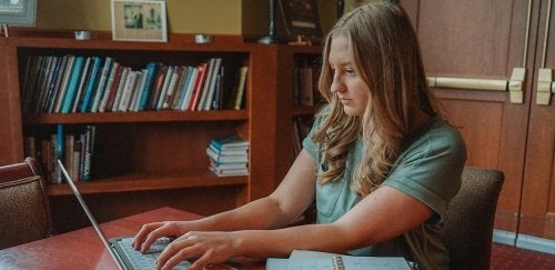 Commonwealth University students can take advantage of a variety of need-based and merit-based scholarships to focus on getting a great education and to help achieve their academic goals.