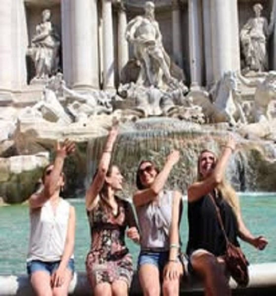 Education Abroad Students at Fountain