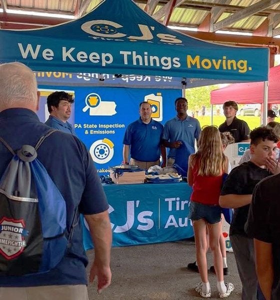 Heading into his junior year at Commonwealth University-Bloomsburg, Mufeed Aroworowon was looking for an internship that would best showcase different career options he’ll enjoy with a business management degree.