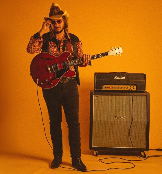 Promotional photo for Eddie 9V show