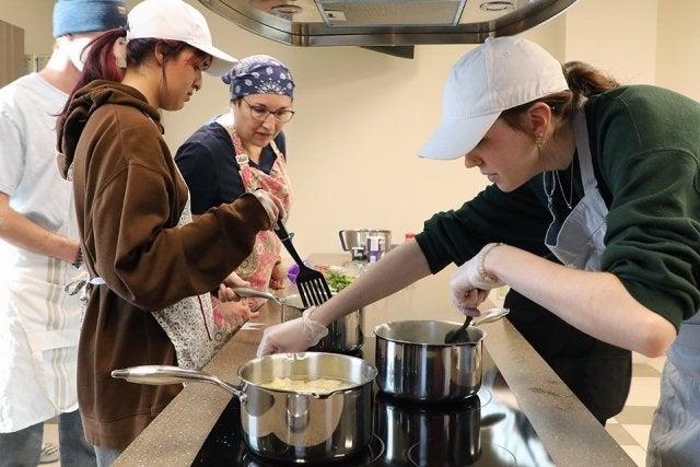 Cooking Your Way to Success: The First Year Seminar | Commonwealth ...